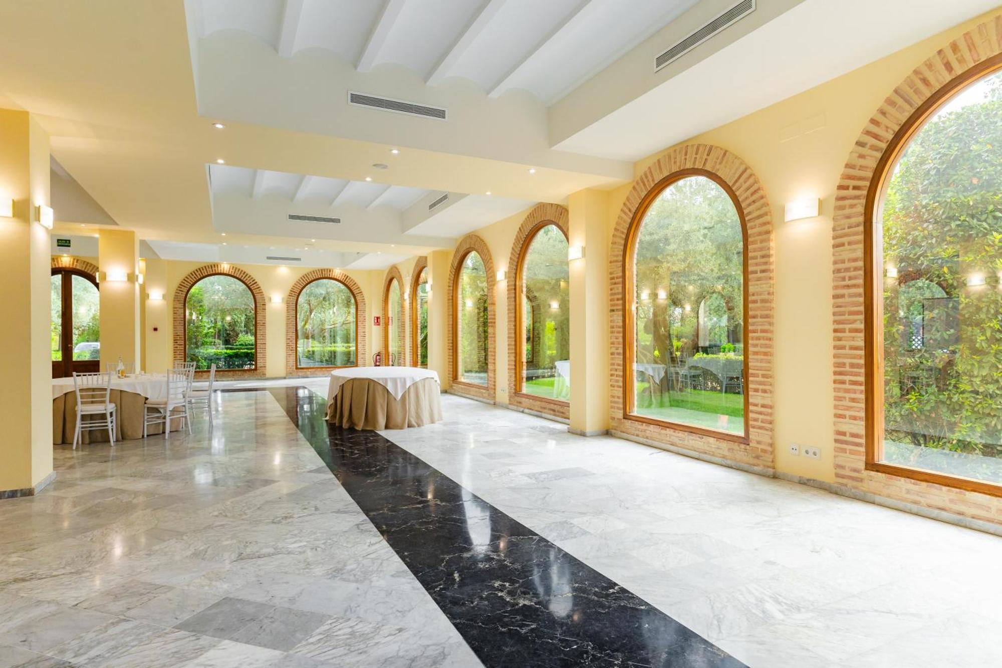 Ad Hoc Parque Hotel Betera Exterior photo